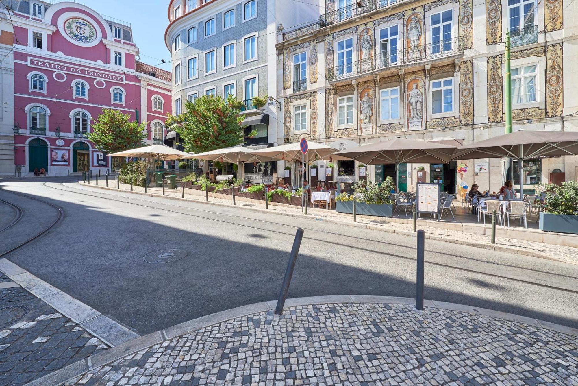Casa Portuguesa Carmo Apartment Lisbon Exterior photo